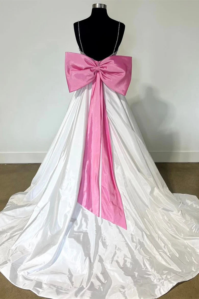 Vestido de fiesta largo con lazo en la espalda y cuentas en forma de A